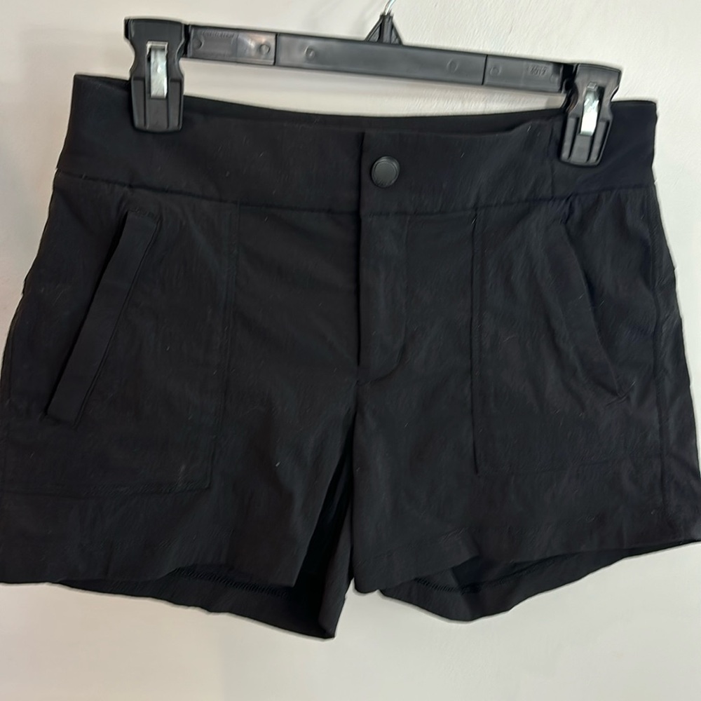 Athleta Trekkie Hiking Shorts size 2 Black